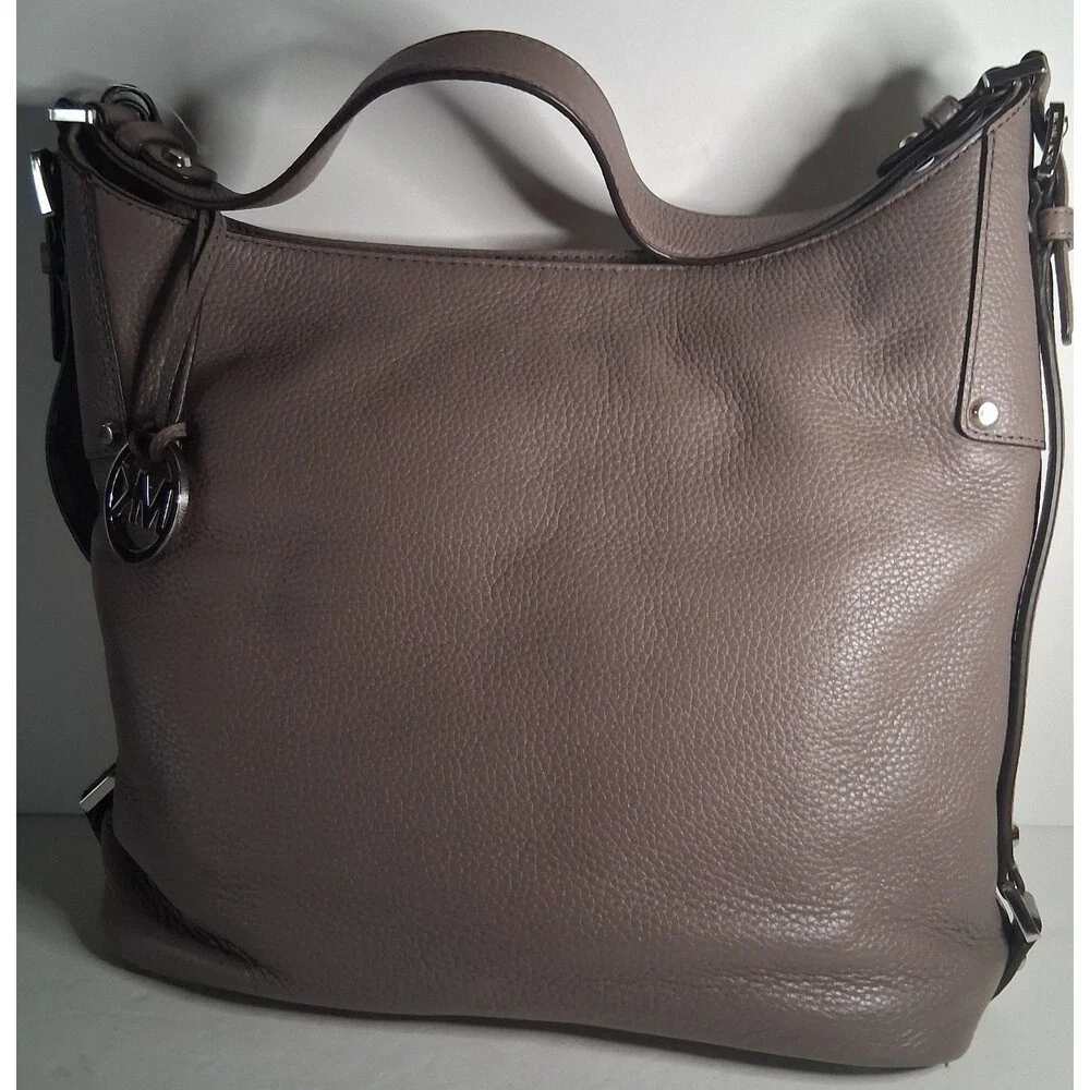 Michael Kors Bedford Large Pebbled Leather Hobo Bag